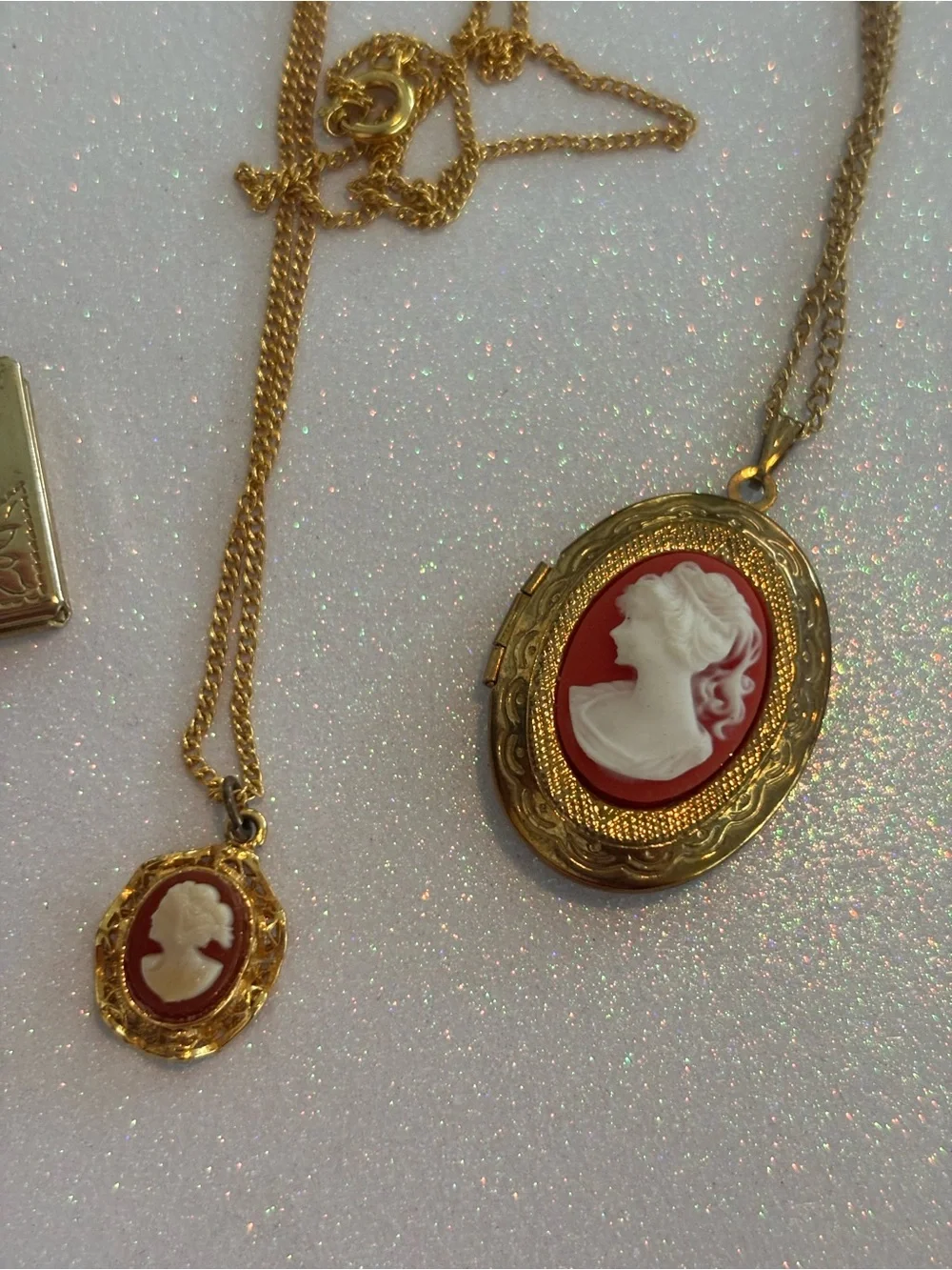 Lot of Vintage Necklaces